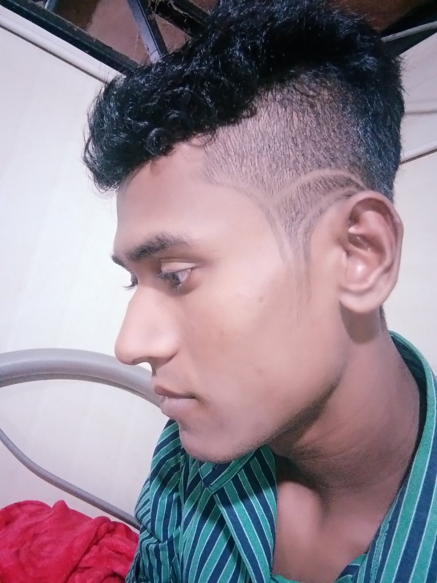 BMDinar1's tweet photo. তোমাকে বোঝানোর ক্ষমতা আমার নেই। জীবনে অনেক মিথ্যা বলেছি, তার মধ্যে অন্যতম “তোমাকে ছাড়া বাঁচব না” কিন্তু র্নিলজ্জের মত এখনো বেঁচে আছি। ভেবেছিলাম তোমায় ছাড়া থাকতে পারব না কিন্তু এখন তোমাকে ছাড়াই থাকি। তোমার অবাক হওয়ার মত কিছু নেই অবাক তো আমি নিজেই। https://t.co/DZAwv0QW8Z