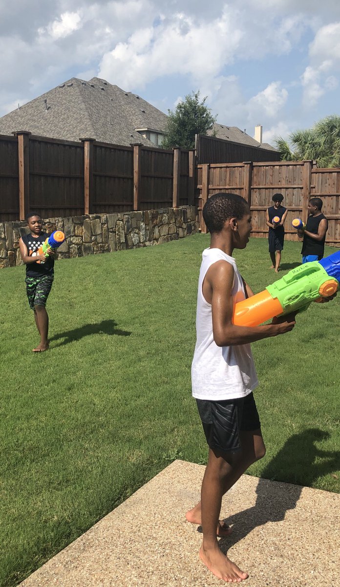 PortiaDawson1's tweet photo. Yesterdayβs fun... β₯οΈ
#4thofjuly2019 #mygems #waterblasters https://t.co/4Xyd17jbRa