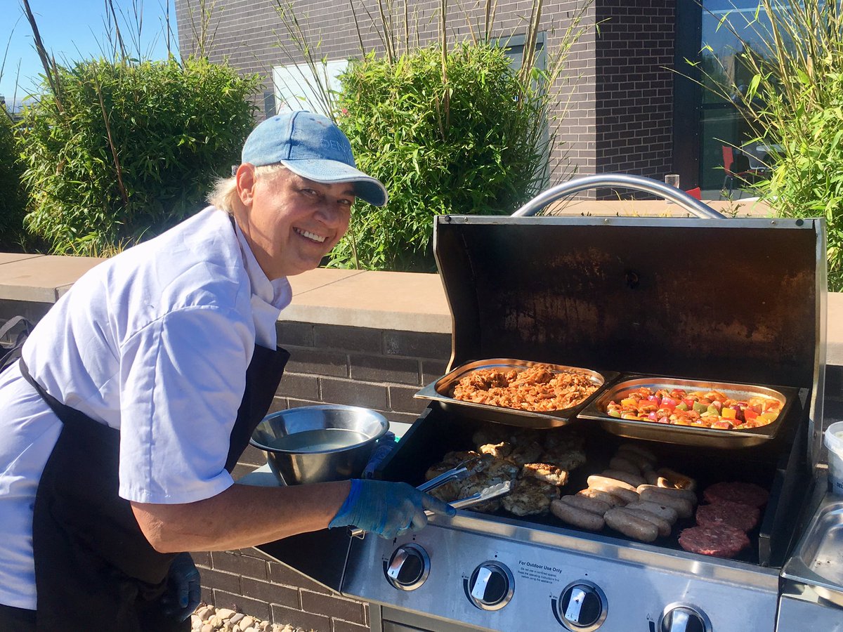 SensorCityUK's tweet image. We’ve picked a scorcher of a day for our #BBQ Perfect for our tenants, members and staff to enjoy the end of a successful week.☀️ 🍗 🥗 🍺