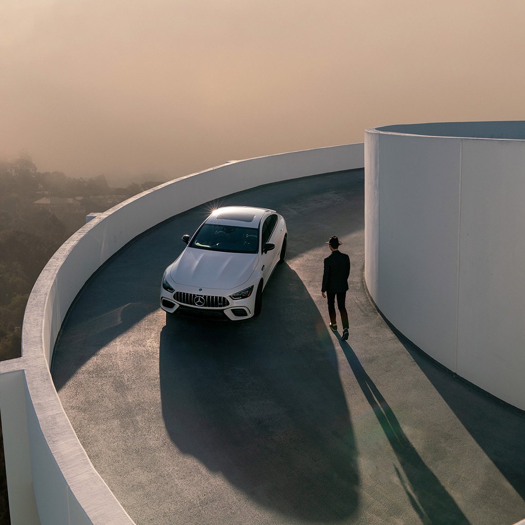 MercedesBenzUSA's tweet photo. Meet us at dawn. #AMG #GT63s #MBPhotoPass 📸 @thismintymoment https://t.co/slIIqwWov8