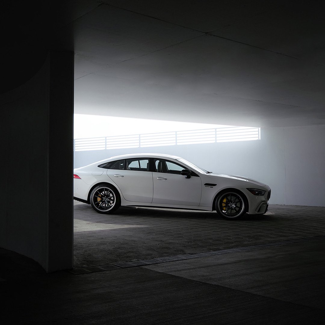 MercedesBenzUSA's tweet photo. Meet us at dawn. #AMG #GT63s #MBPhotoPass 📸 @thismintymoment https://t.co/slIIqwWov8
