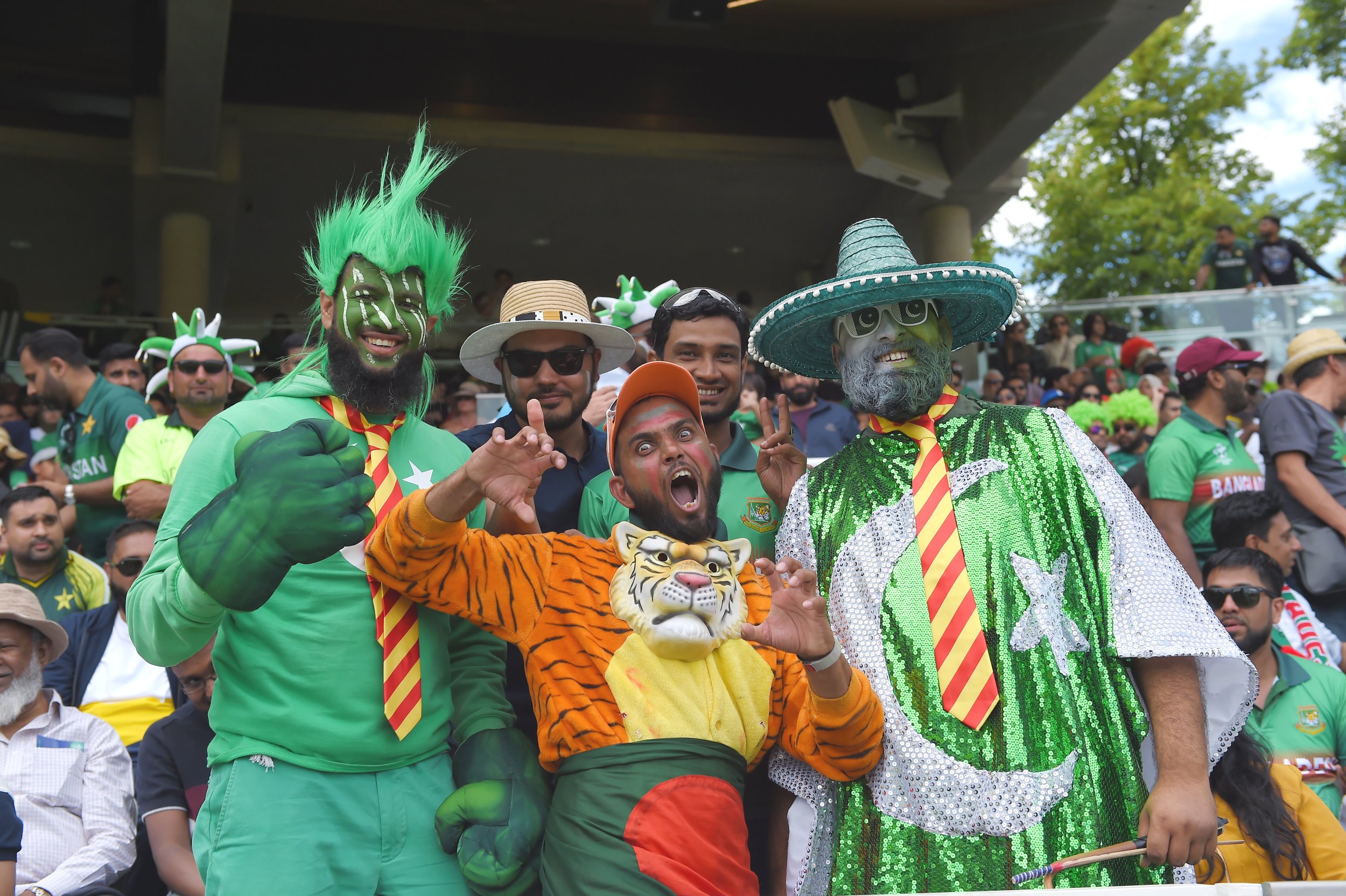 Best fancy dress 2019 sale