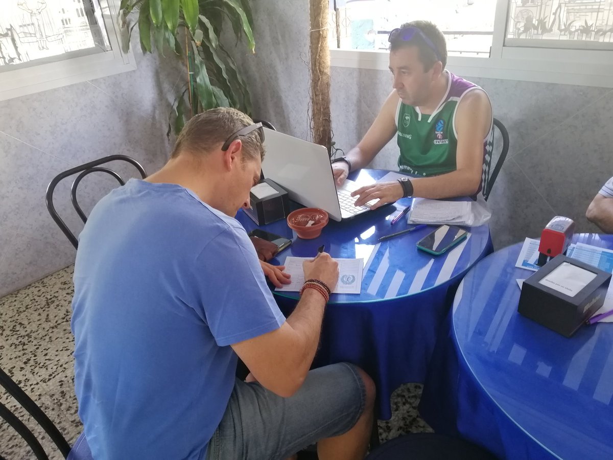 puniversitariam's tweet image. Aquí seguimos con la campaña de abonos del @MalagaCF 2019/20. Aún estáis a tiempo. Ven y vive esta temporada con @puniversitariam #siéntelo #VamosMálaga