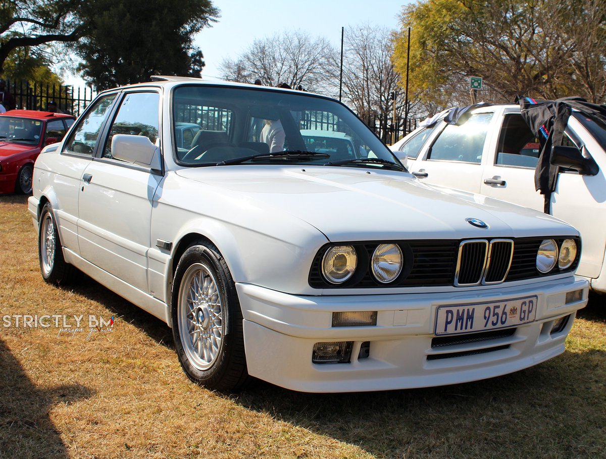 StrictlybmP's tweet photo. E30 Mafia Charity Run
#bmw #bmwclassic #e30 #325iS #gusheshe #gush #m20b27 #alpina #bbs #evolution1 #evolution2 #aof #evo1 #oej #evo2 #mtech #mtechnic #327iS #m20b29 #racing #groupn #homologation #shadowline #mtech2 #alpinaparts #evolution #bmwe30 #m20 #southafrica #strictlybm https://t.co/N9A8mv05NV