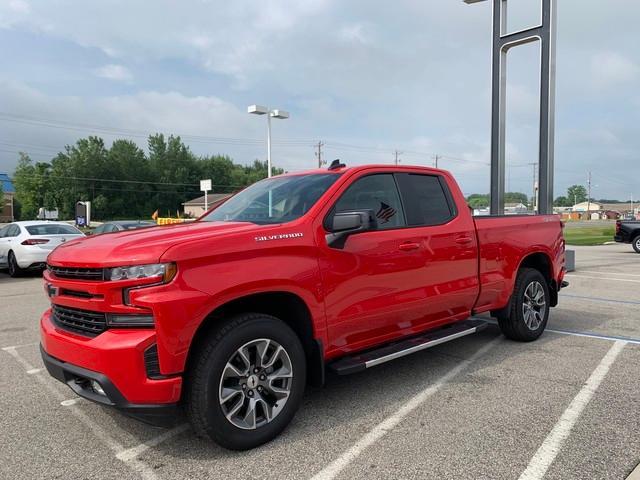 It's the FREEDOM SALES event and you can get up to 20% OFF MSRP on all in stock 2019 Chevy SIlverado Double Cabs! This one has an MSRP of $49,405 and with over $9,880 in savings you can drive this beauty this weekend for $39,524!1 see dealer for complete details! #chevy