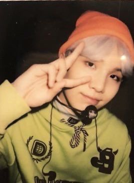 yoongi’s polaroids • a thread: