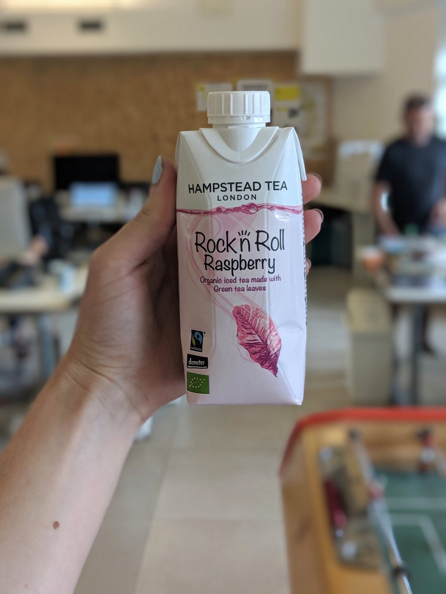 apecreative's tweet photo. 96% of us drink tea regularly, that's a massive 165 million cups of tea per day. (We'd expect nothing less from us Brits.) 

This week we tasted #hampsteadtea who are on trend with their premium, loose leaf, cold teas and plastic free tea bags... #plasticfree #tea #cuppa #trends https://t.co/yAc4qFJYul