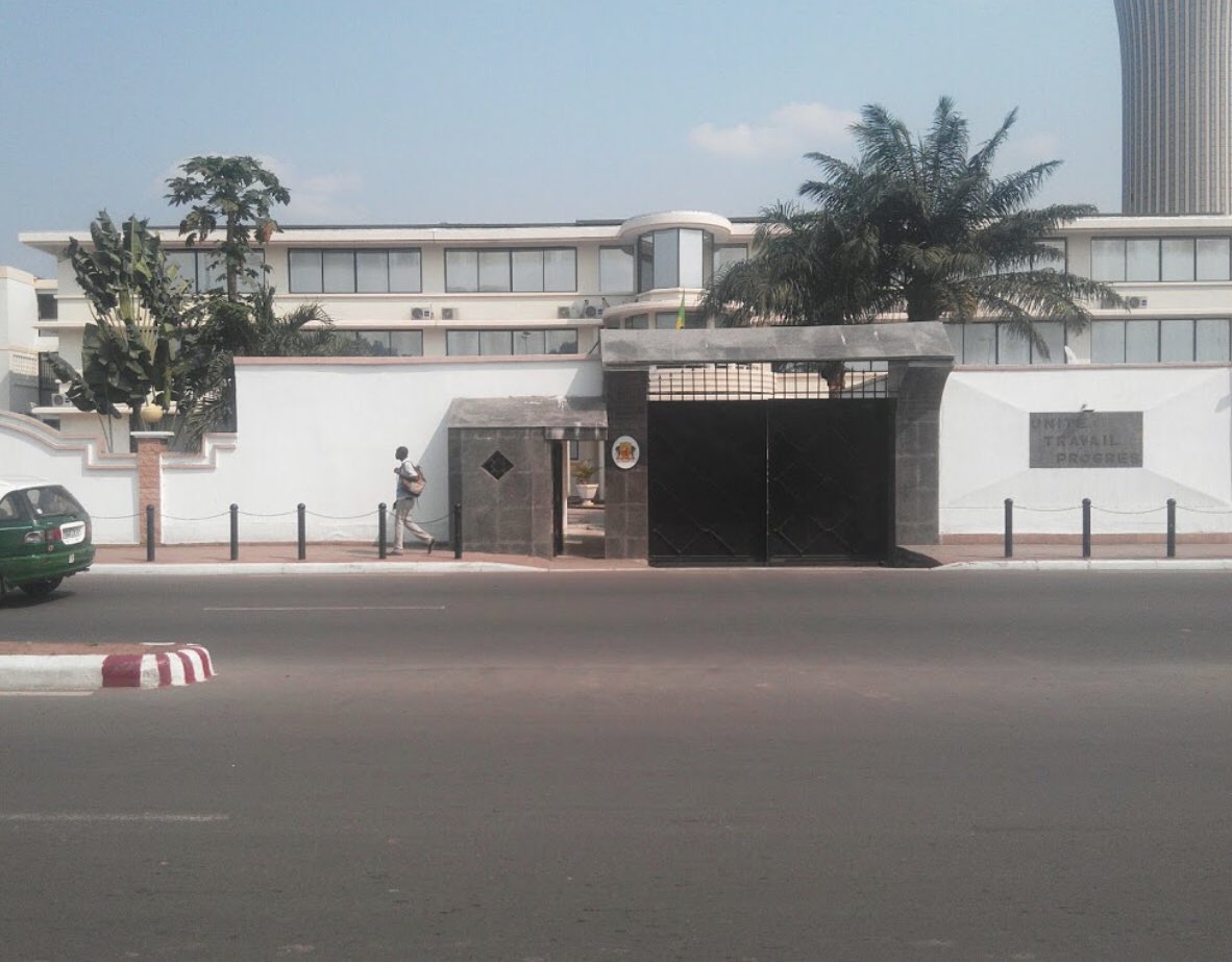 ThMoungalla's tweet photo. Un #Conseil_de_cabinet se tiendra lundi 8 juillet 2019 à la Primature.   Dossiers économiques et sociaux.  @sita_christy https://t.co/7VMnEpiRB7