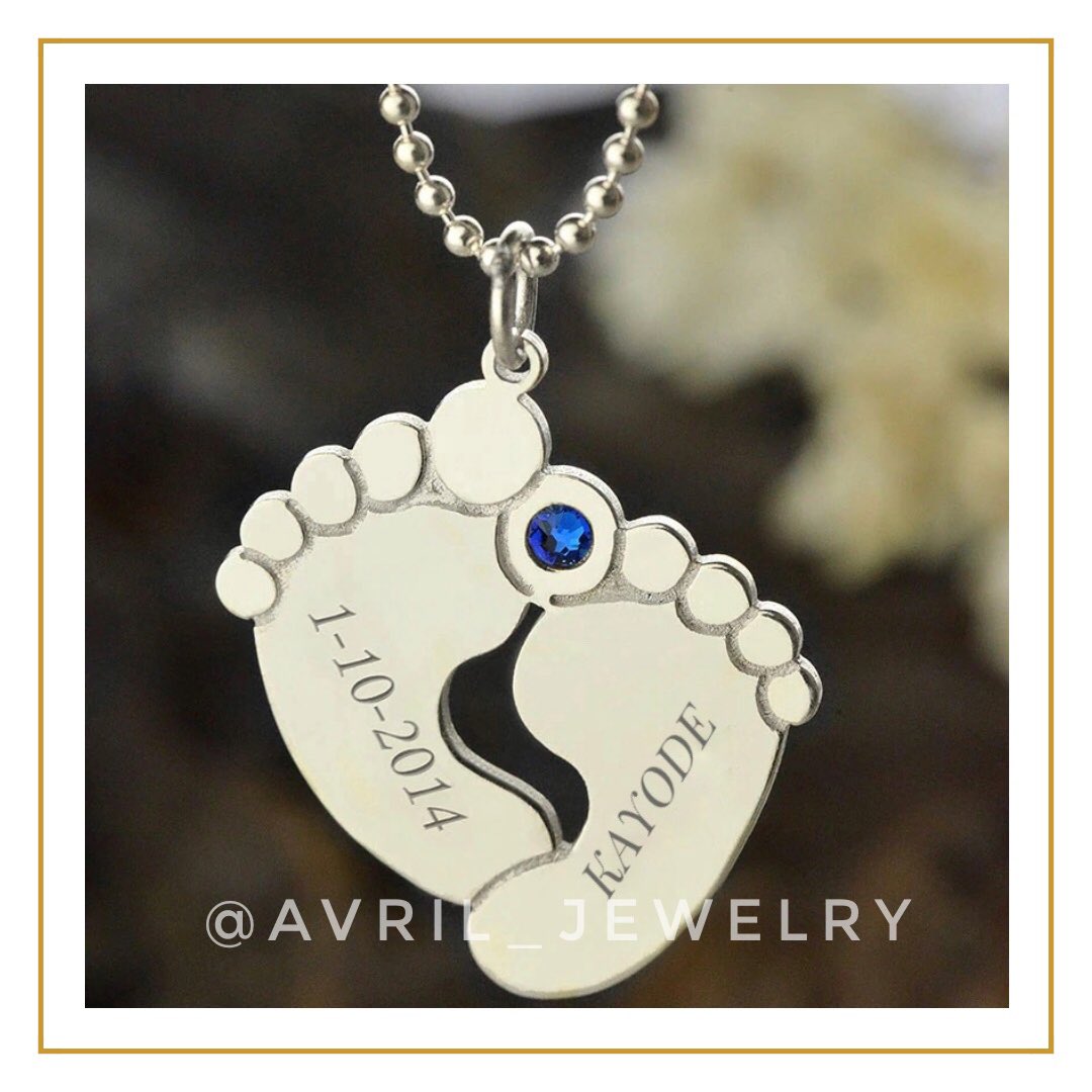 подвеска ножки ребенка. подвеска ножки ребенка. подвеска ножки младенца. кулон с ножками ребенка. подвески детские ножки.