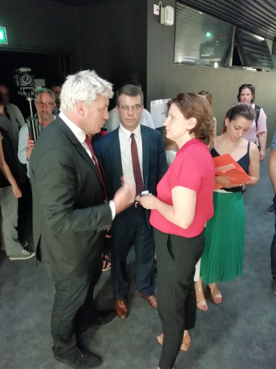 3 semaine après le titre de champion de France, le président du Stade toulousain Didier Lacroix à toujours les cheveux teints en blond <a href="/actutoulouse/">Actu Toulouse</a> #toulouse