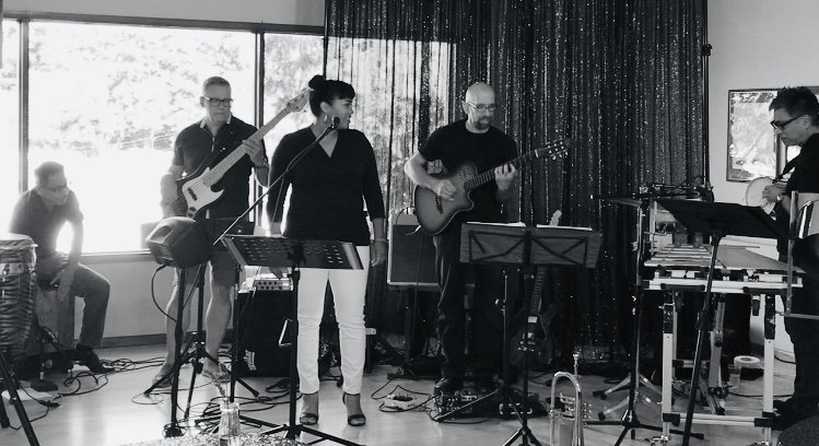 TodoEsLatinJazz's tweet photo. Lovely gig out on Day Island last week! Looking forward to a summer of sun, music and community! https://t.co/obxrrf9VXn