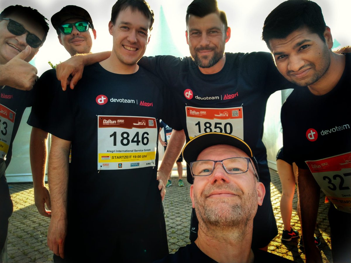 DevoteamMCloud's tweet photo. Super war’s!! Gemeinsamer B2Run. Im Team noch besser 😀 @DevoteamAlegri und @DevoteamGER #OneGermany 🚀 https://t.co/OVr9pwdLbn