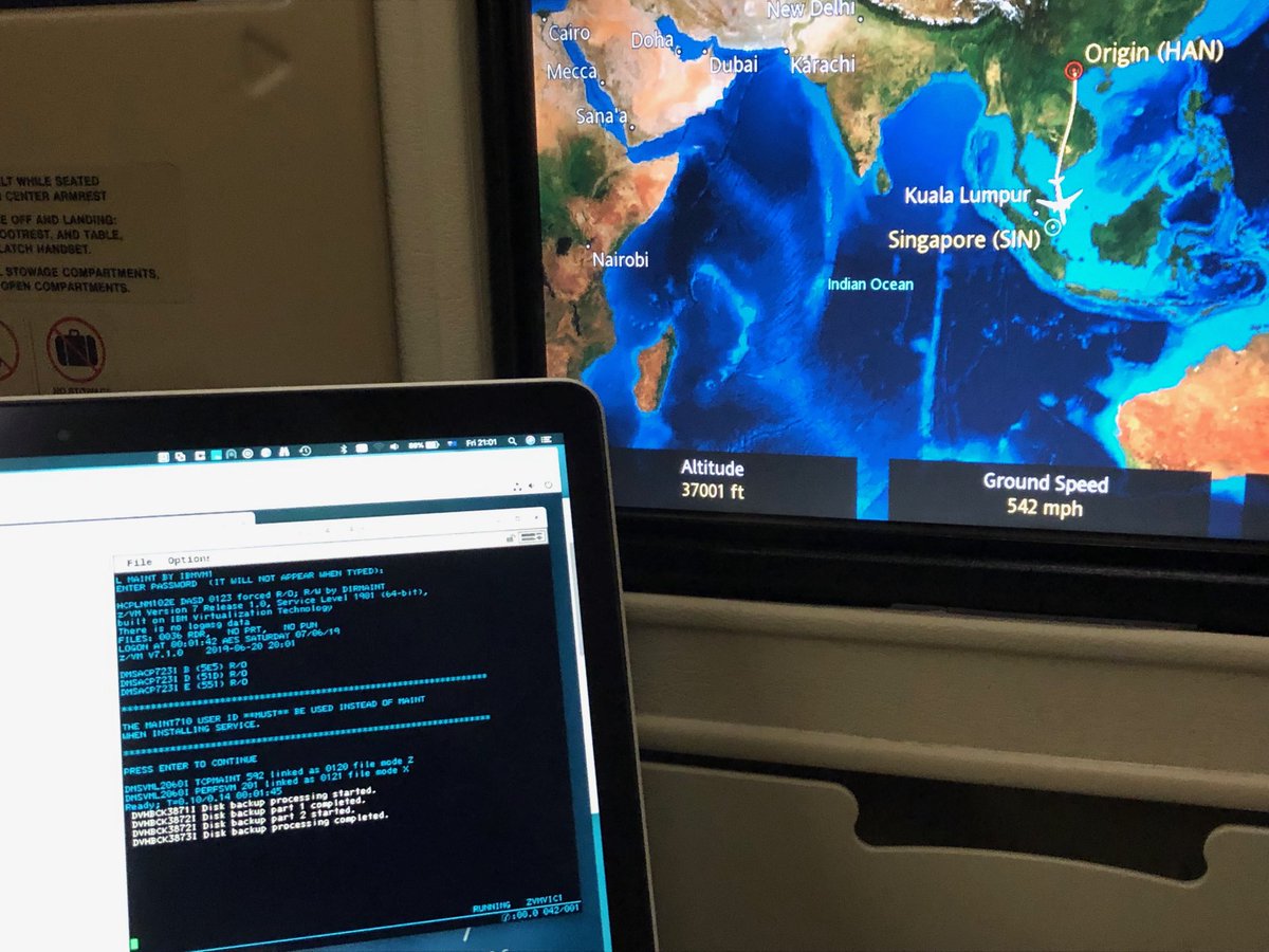 viccross's tweet photo. Geek-out time, but I couldn’t resist it... especially when I saw that we were flying at 37000ft, aka FL 370! z/VM 7.1 in the sky #zVM #vm370 #kindof #meganerd #mainframelife https://t.co/N9NvW2WasG