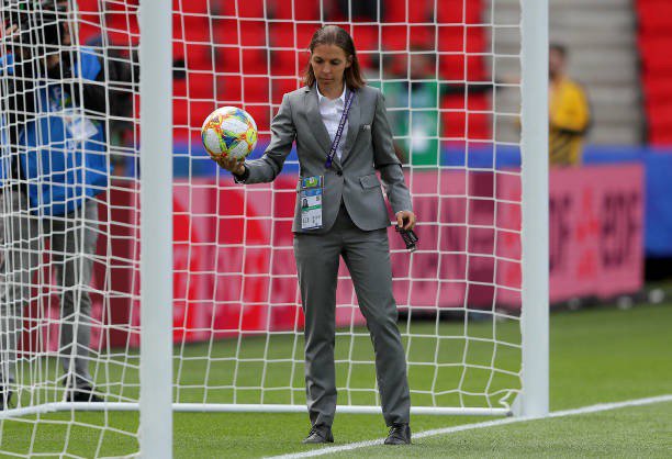 Emma Hingant, FIFA tweet media