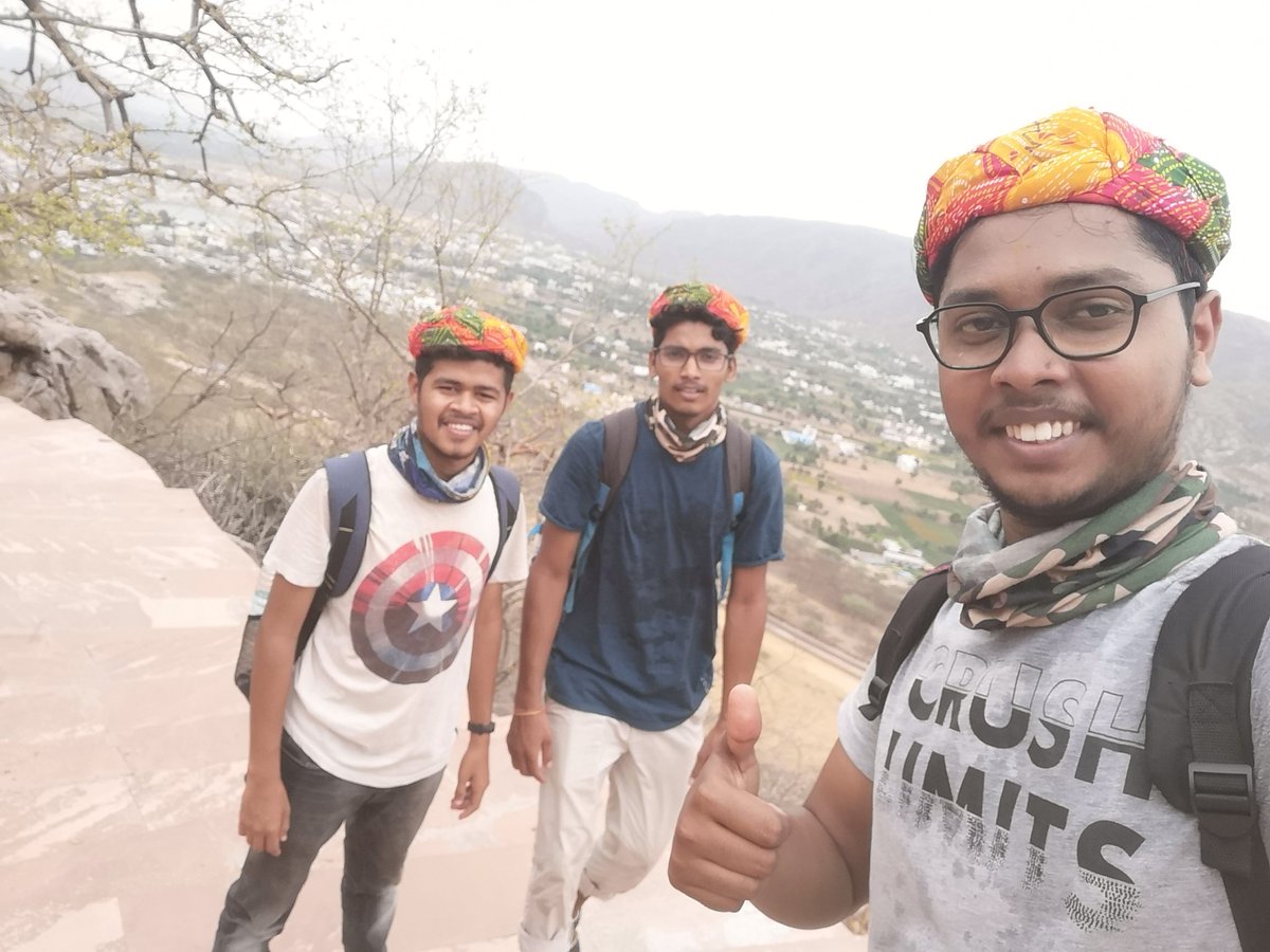 AnandMund's tweet photo. #RajasthanTourism
#MountAbu
#Puskar 
#Ajmer 
#Taragarh
#Kishangarh
#OmShanti https://t.co/7D9NNq6fIm