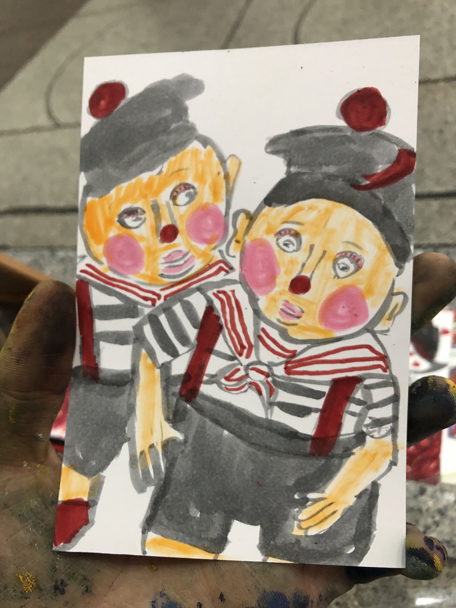 道化絵師mine ﾏｲﾝ 双子の男の子 トウィードルディー トウィードルダム 絵描きさんとつながりたい 道化絵師 アナログ絵師さんと繋がりたい マイン 愛媛県 松山市 アリス 双子 トウィードルディー トウィードルダム T Co