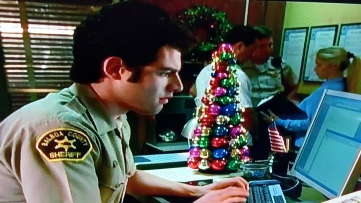 allthevmff's tweet photo. Regram 📷 Leo Pt. 1 #veronicamars #maxgreenfield #leodamato #deputyhottimes #detectivehottimes #veronicamarsrewatch #keithmars #enricocolantoni #veronicamarsrevival #veronicamarsmovie https://t.co/qVuZwww9Xq https://t.co/WN4Q4KvOuE