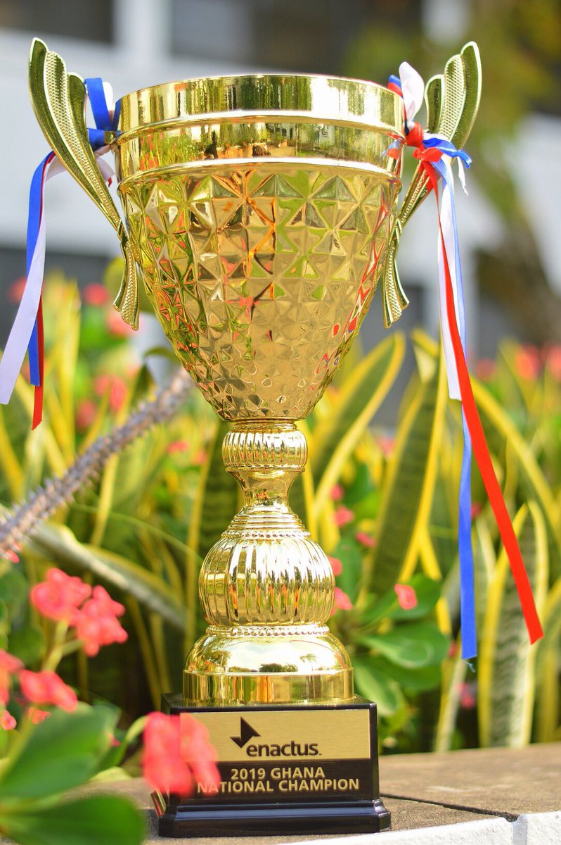 enactus_knust's tweet photo. Sitting pretty 🤩
#CHAMP3ONS
#GHNationals2019
#Road2SiliconValley
#AllezAllezAllez https://t.co/DZq1vD9Frl