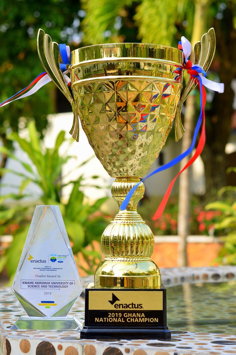 enactus_knust's tweet photo. Sitting pretty 🤩
#CHAMP3ONS
#GHNationals2019
#Road2SiliconValley
#AllezAllezAllez https://t.co/DZq1vD9Frl