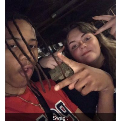 deannamarie_13's tweet image. #NewProfilePic #lltl V’s up forever
