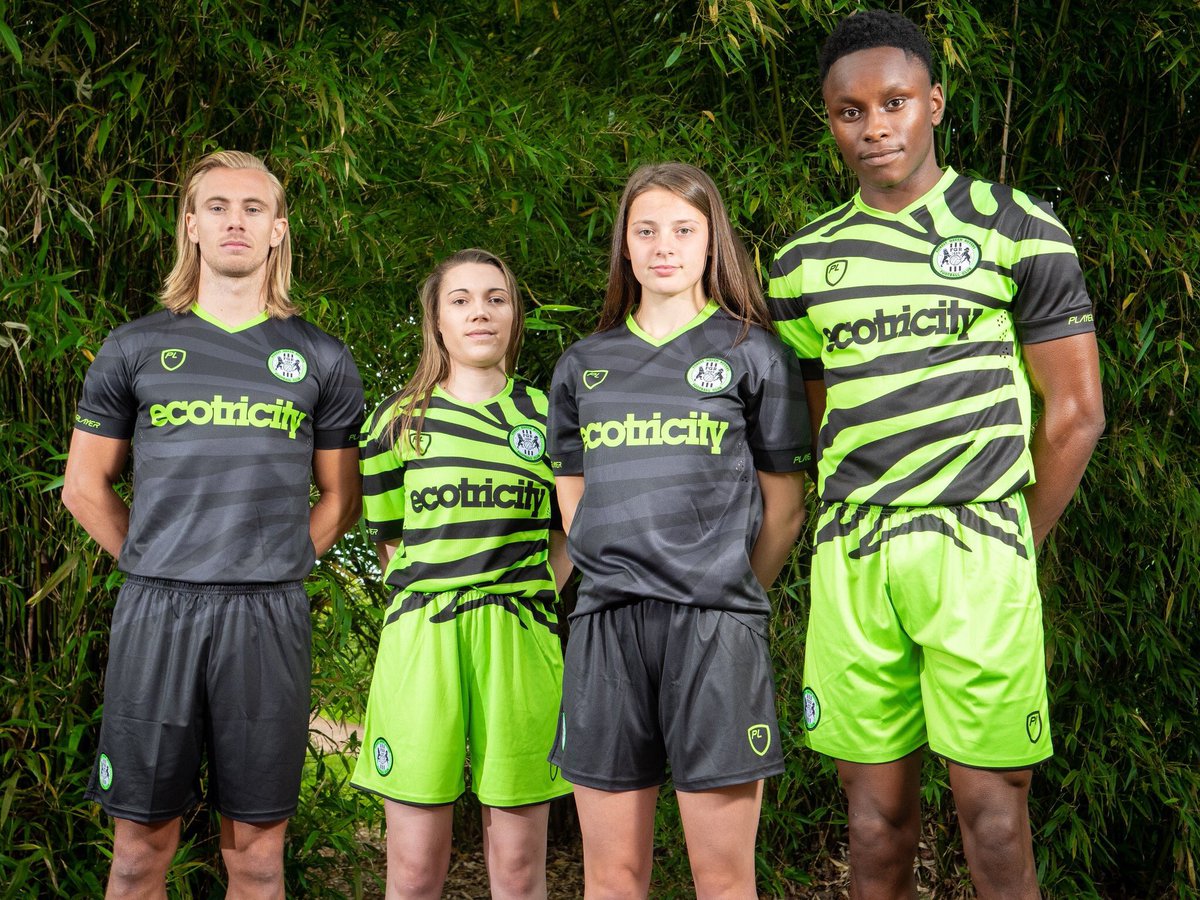 🦓🌍💚
@PlayerLayer x @f 2019/20 new home & away kits. The kits are the first in the world to be made with a 50% mix of bamboo. 😍

#NaturallyDifferent #WeAreFGR