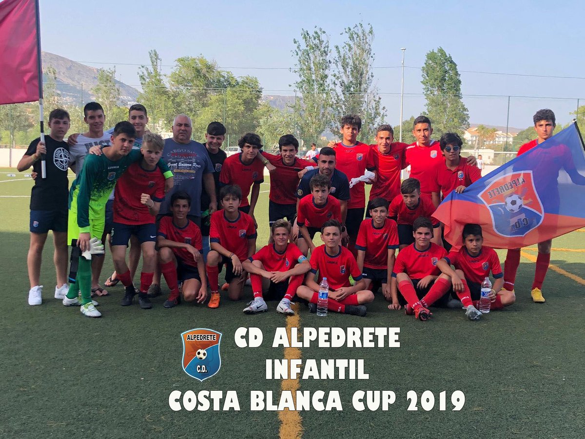 cdalpedrete's tweet photo. ☀️⚽️🏆🌊 DIARIO DE ABORDO.- DÍA 5 TORNEO COSTA BLANCA CUP #ClubDeportivoAlpedrete 🔴🔵
#Alevines Eliminados
#Infatiles Semifinales
#Cadete Eliminados
🔴🔵⚽️🥅 ¡¡#VamosAlpedrete !! 🔴🔵⚽️🥅
#Alpedrete #MiAlpedrete #fútbol7 #fútbol11 #costablancacup #cbc19 #benidorm https://t.co/ZAZDwq2qvb