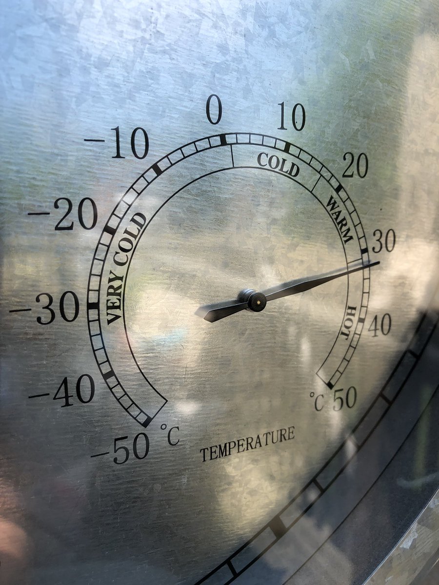Kevin_Misener's tweet photo. The backyard thermometer tells me it’s 32C, with the humidity it feels like 39C. When I was in Arizona in April it hit 39C a couple days in a row and I swear it was NOT this uncomfortable! #downwithhumidity https://t.co/Hs1ig5zLmc