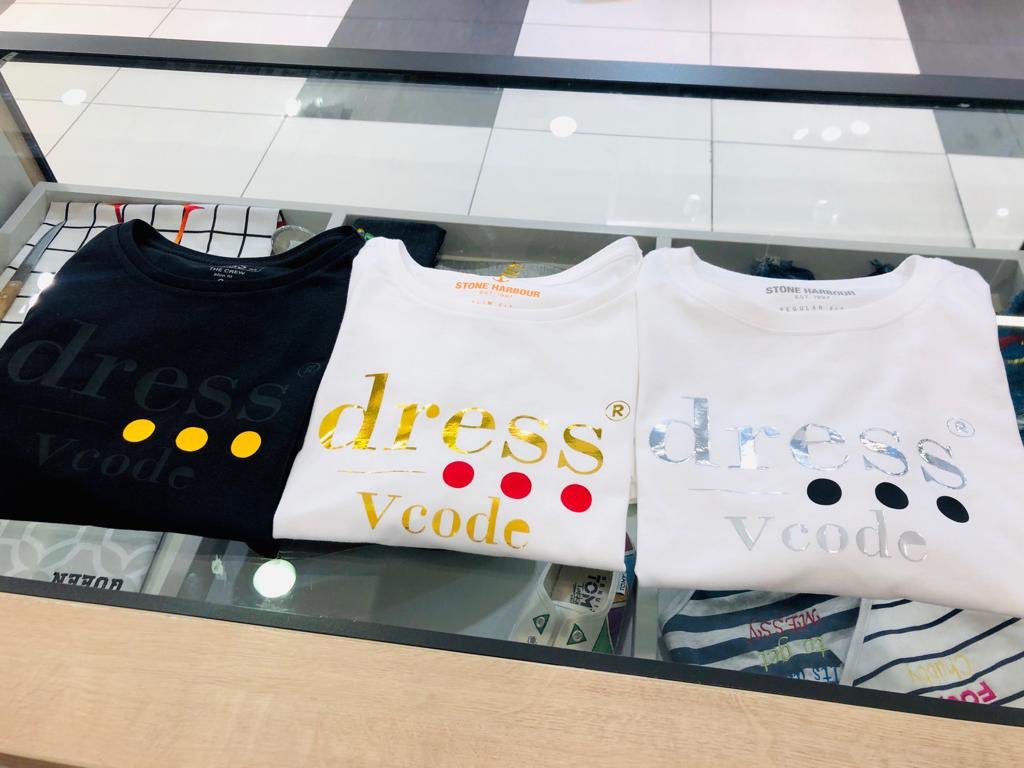 DressVCode1's tweet photo. #IfBafanaBeatsEgyptIWill Give away 5 #DressVcode T-Shirts @Customzonesa @EdgarsFashion , First 5 to DM us will be declared winners, if @BafanaBafana wins. For now let us join Sam Holdings convoy to #DurbanJuly2019 😎 https://t.co/U3dz0tNHvE