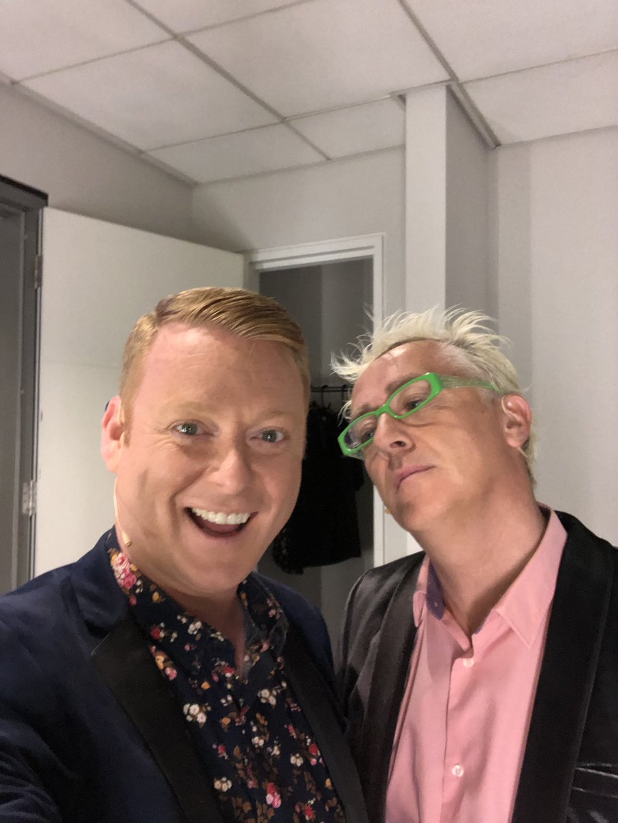 mrgaryhollywood's tweet photo. All set for our opening night here at the @TheO2 @MrsBrownsBoys #DMusical #london #musical #mrsbrownsboys #comedy #openingnight #tour #tour2019 🥳🕺 https://t.co/4jbZKMXlxf