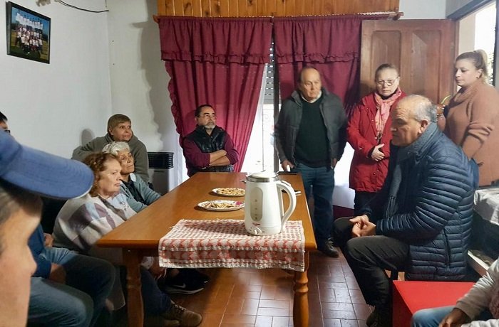 lujanhoy's tweet photo. #Elecciones2019
@juancjuarez11 continúa reuniéndose con vecinos e instituciones
https://t.co/0BxAXGa7LA #Noticias https://t.co/mBFqtwhhmM