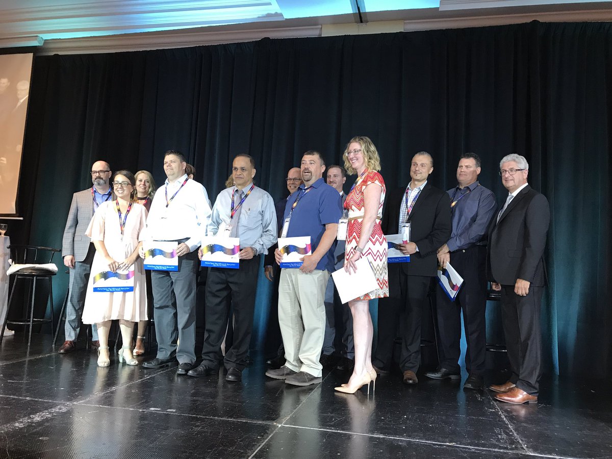 Here are the <a href="/PeelPublicWorks/">Peel Public Works</a> &amp; Health Services <a href="/RegionofPeel/">Peel Region</a> team members recognized w/an award 4 successfully launching a food &amp; organic waste collection program @ the Region’s 5 Long Term Care facilities. Taking us another step closer to 75% waste diversion. #ROPTWBA