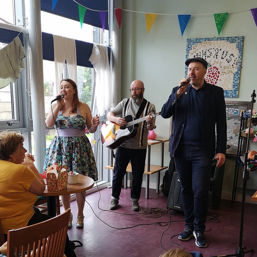 Einstein's Wardrobe tweet media