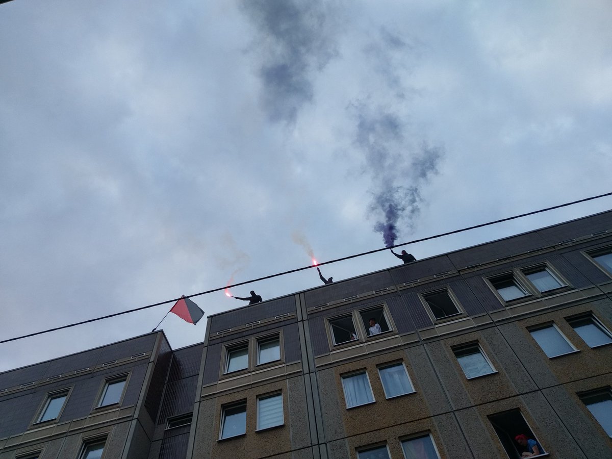 #Dresden #fckafd #FCKNZS #RefugeesWelcome #nonazis