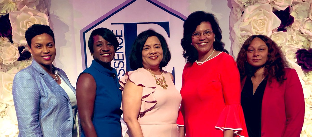 Kim Hunter Reed (@kimhunterreed) on Twitter photo Louisiana women who lead in the house <a href="/Essence/">ESSENCE</a> E suite <a href="/deshonorethomas/">Des Honoré Thomas</a> @monroewesley225 <a href="/Kimberlylagirl/">Kimberly J. Lewis</a> <a href="/MandiMitchell77/">Mandi Mitchell</a> #Empowerment Louisiana women who lead in the house <a href="/Essence/">ESSENCE</a> E suite <a href="/deshonorethomas/">Des Honoré Thomas</a> @monroewesley225 <a href="/Kimberlylagirl/">Kimberly J. Lewis</a> <a href="/MandiMitchell77/">Mandi Mitchell</a> #Empowerment