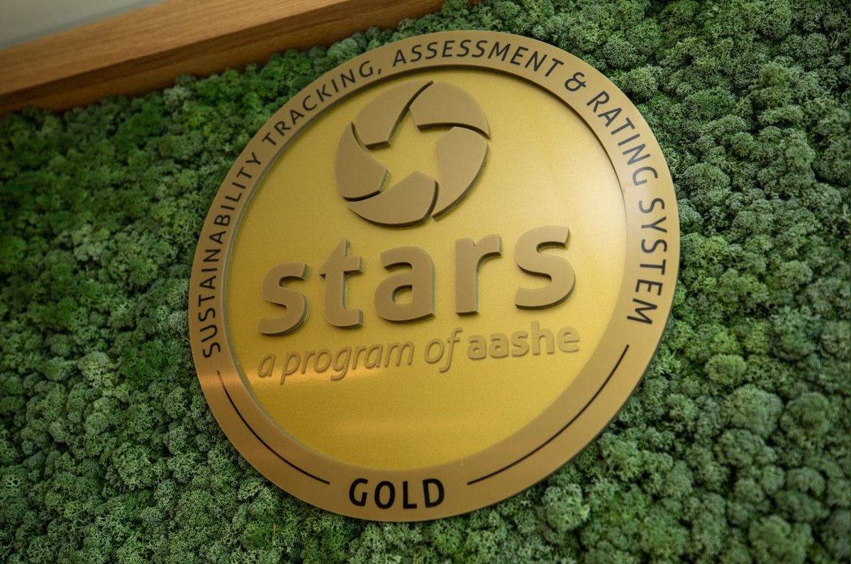 MohawkCollege's tweet image. Did you know, Mohawk was the first college in Ontario to be awarded Gold in the Sustainability Tracking, Assessment and Rating System from @AASHENews?
Read more: buff.ly/2Nwfaz0
#FutureReadyFriday