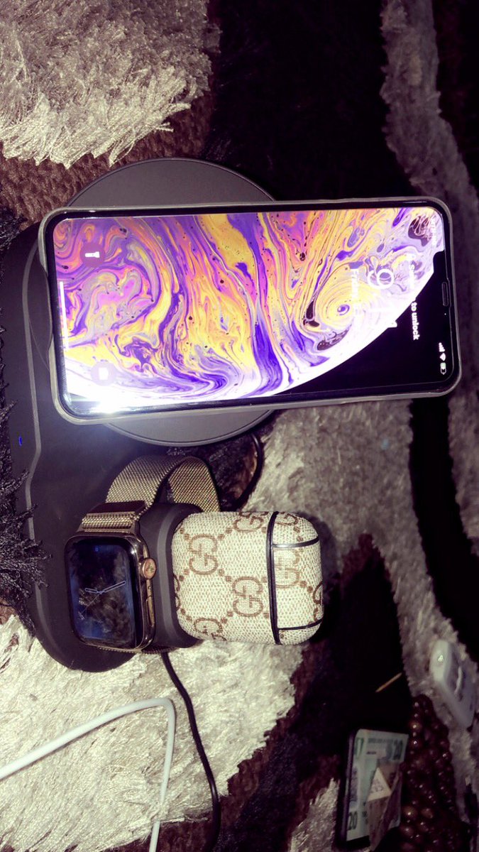 GadgetsPeace's tweet photo. 3 in 1 Fast Charge, charges all Apple devices at the same time contact @GadgetsPeace for the best quality https://t.co/MrZGhpyehB