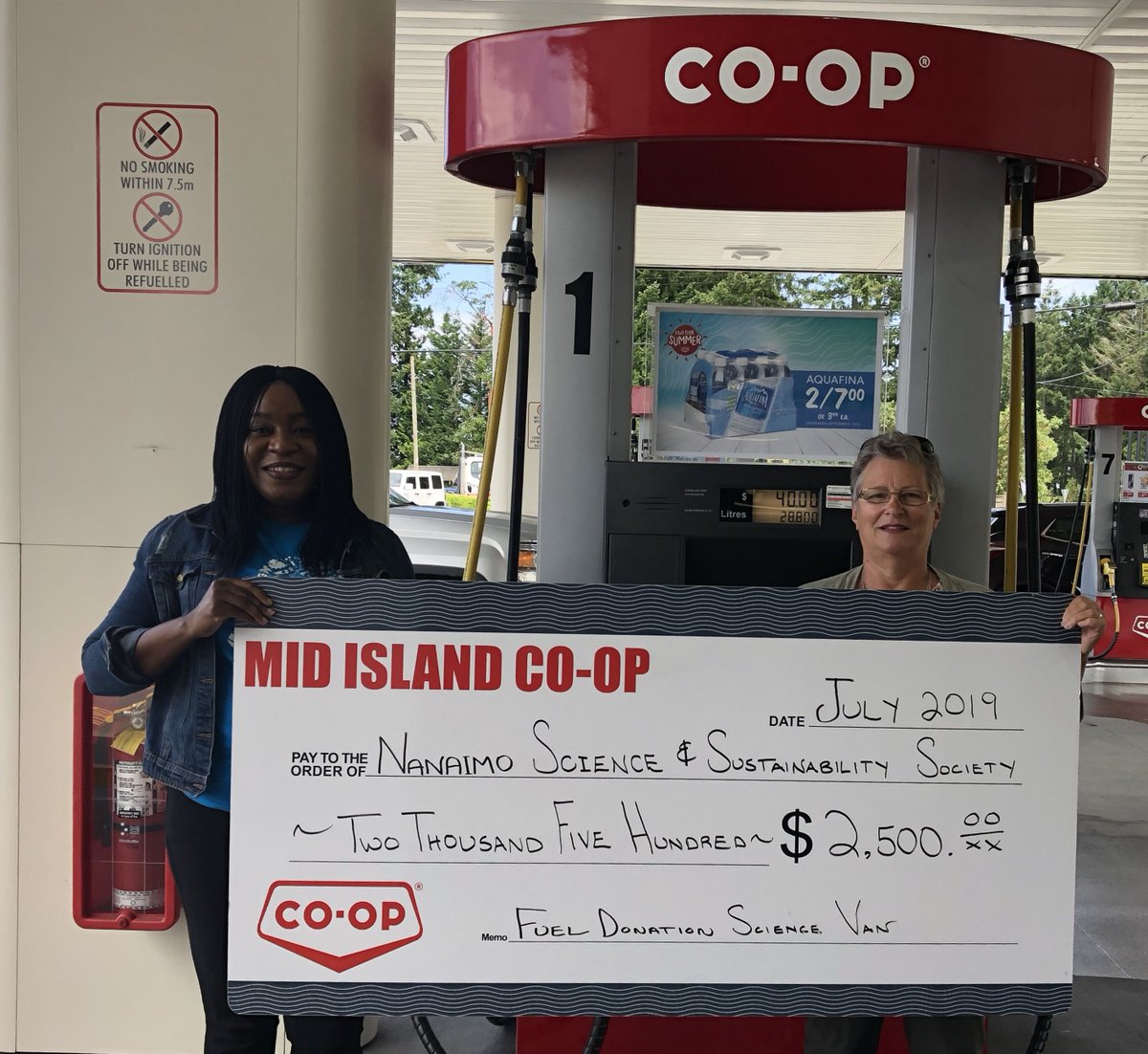 Mid Island Co-op is pleased to support the Nanaimo Science and Sustainability Society with a $2,500 donation to fuel their mobile science education van.