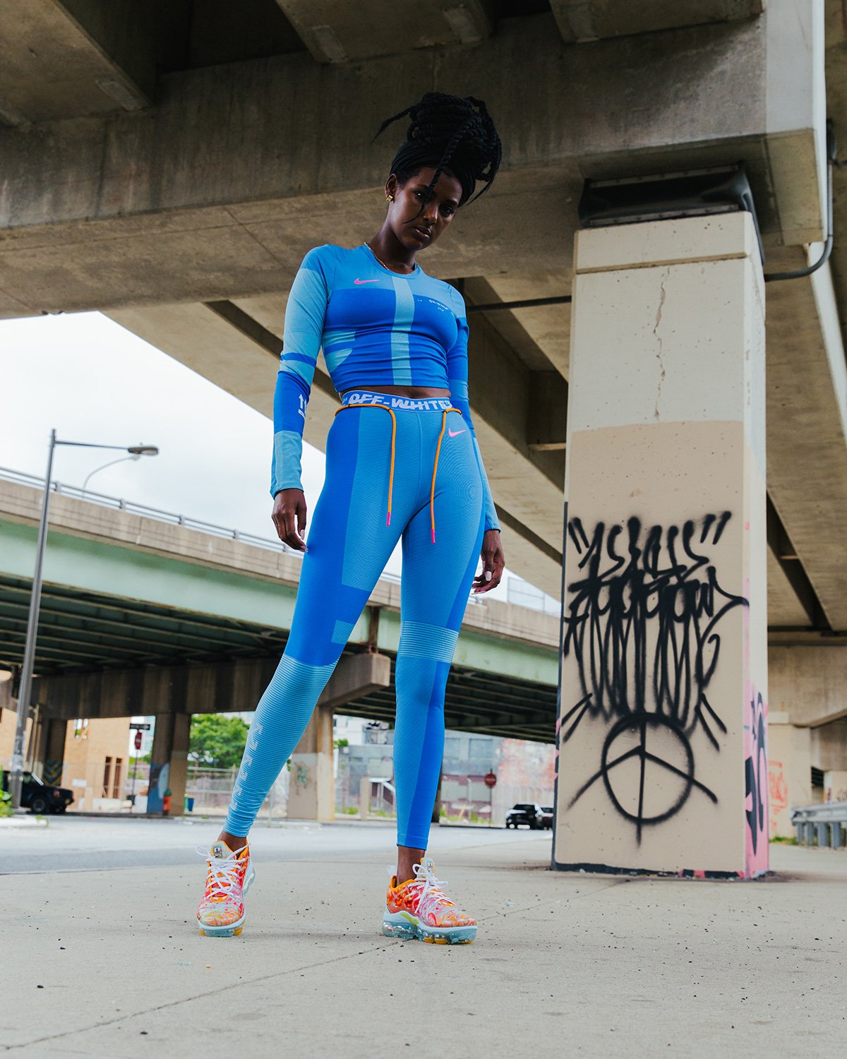 atmos USA on X Nike x Off White Tights bring designer Virgil Abloh s iconic touch to the running world. Now available in store. UBIQ TheWorldOver Nike https t 6tV9sjknqV X
