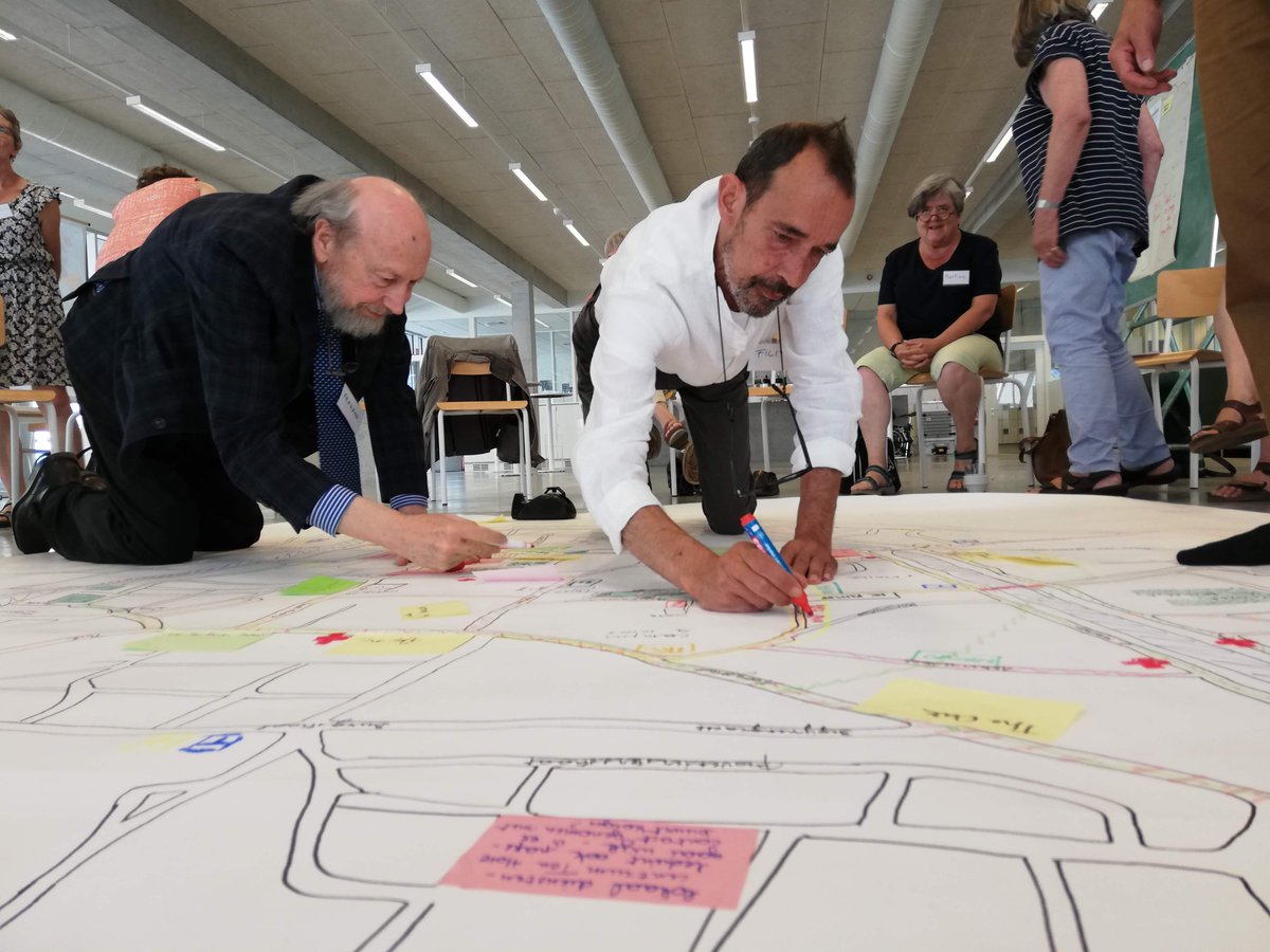 Viciniabe's tweet photo. Aujourd'hui, la première session de du scan de quartier a eu lieu au Papegaaiwijk de Gand: "Cartographie de nos atouts"

Ne pourriez-vous pas être là? Regardez ici les diapositives que nous avons utilisées: https://t.co/vw41XZQtVG

Assurez-vous d'être présent le 12 et 19 juillet! https://t.co/8luKrhrSoD