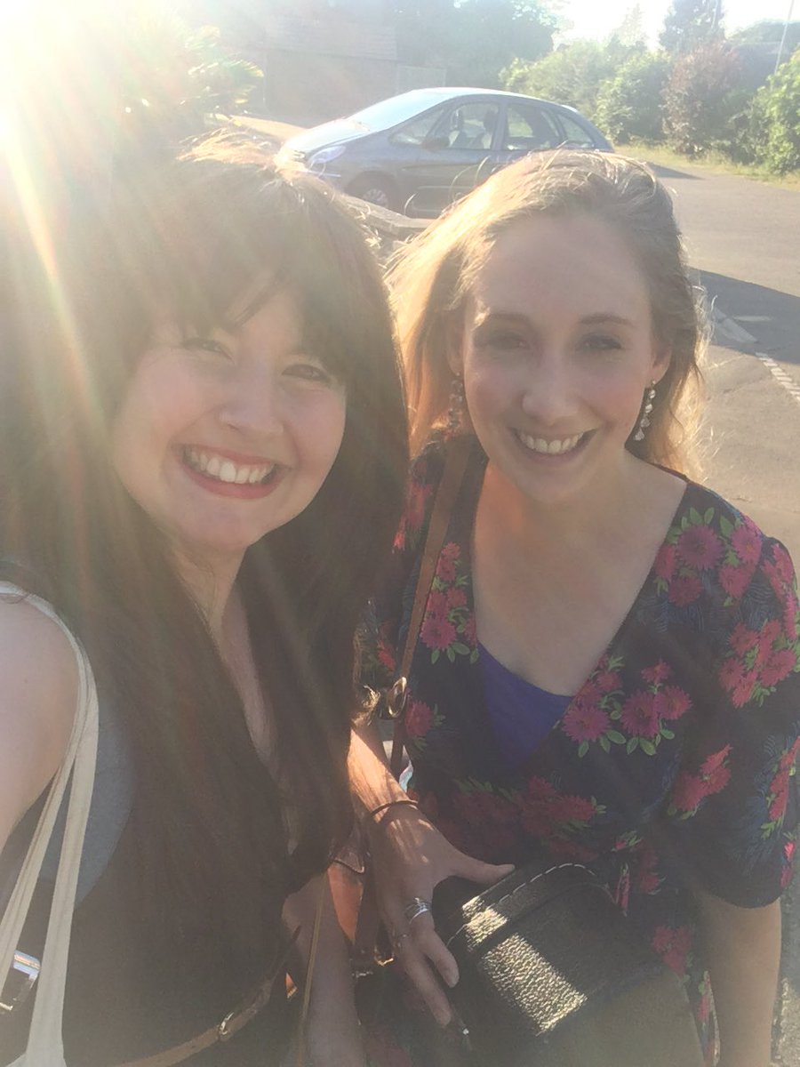 patchwork_skies's tweet image. We have had a really wonderful time playing @JurnetsBar tonight! Hooray! Thanks everyone who came along and three cheers for the other performers and sound engineer! #patchworkpieces