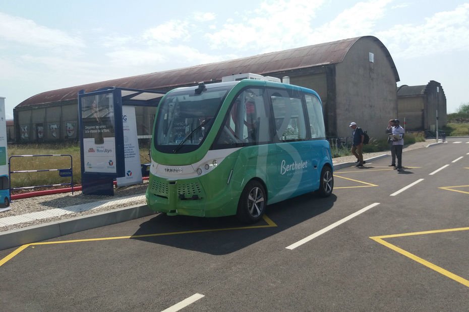 ClaudeCalmes's tweet photo. 5 cas d'usages pour la #SmartCity testés dans la ville-laboratoire de #Transpolis https://t.co/mdF5mb1Qbu via @LUsineDigitale https://t.co/Sk1YUAq1pR