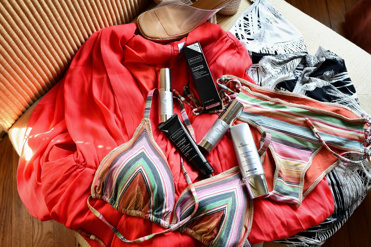 SeilerSkin's tweet image. How do you bring your #skincare on-the-go? ✈️ Stay tuned for some upcoming travel tips and tricks as Dr. Seiler and Jill prepare for a trip to Cabo!