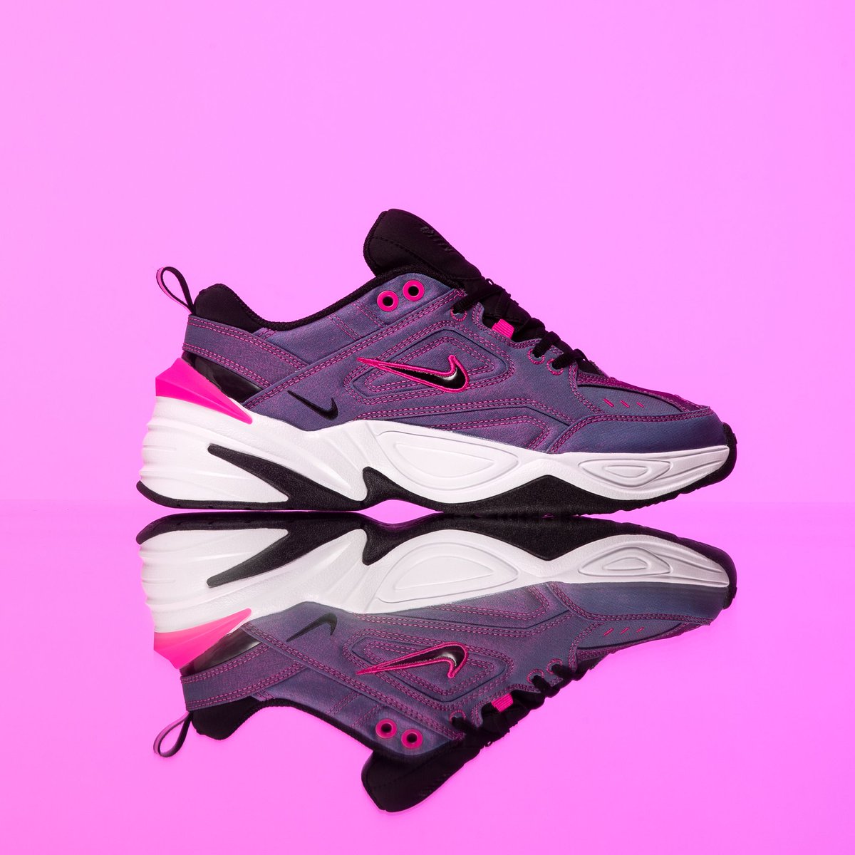 nike m2k tekno se laser fuchsia