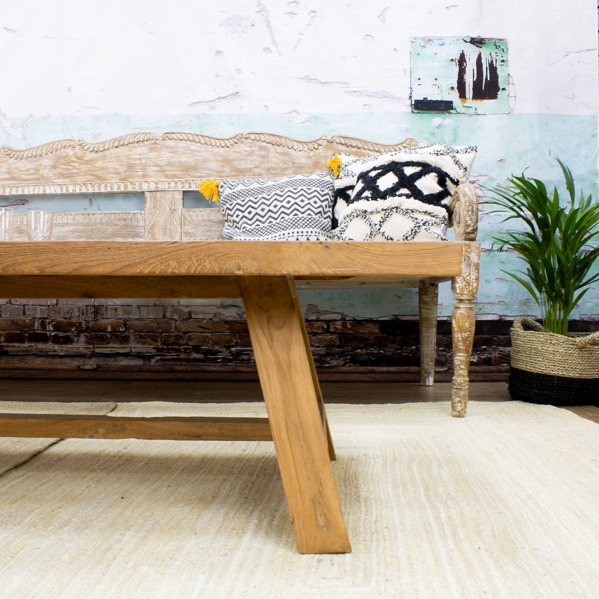 Plans for the weekend. Lazing about on this fab Uluwatu daybed enjoying a cool summer breeze. How about you?
#duskfurniture #summervibes #ladolcevita