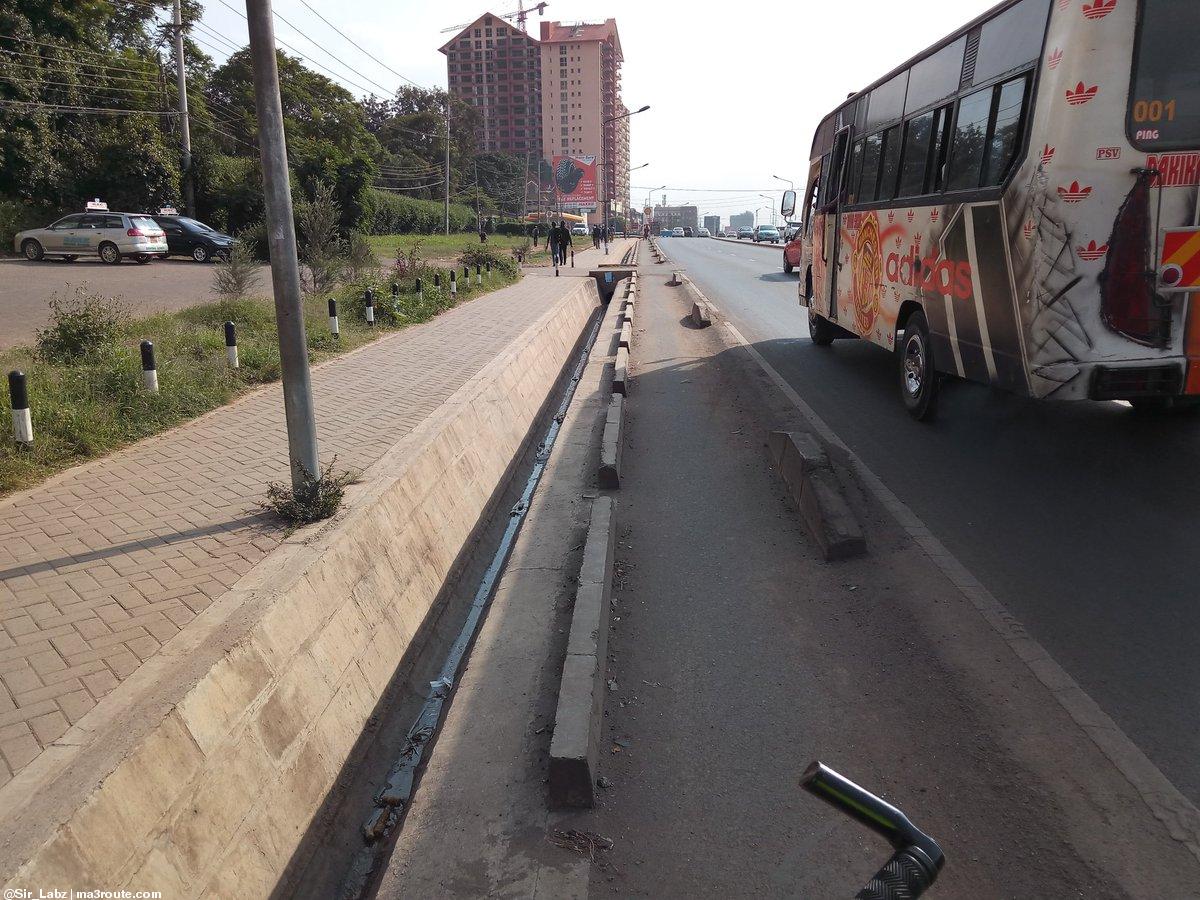 a3Route's tweet photo. 22:37 This picture right here represents what I've always dreamt about Nairobi. Pedestrians, Cyclists and Matatus can coexist with harmony. It's possible. @MikeSonko @KURAroads  https://t.co/CXvO7r2i0y via @Sir_Labz