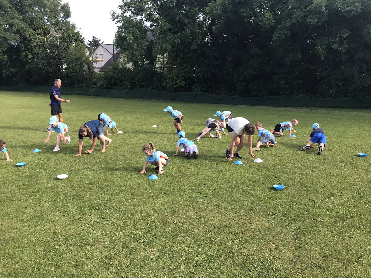 Pembroke_CC's tweet photo. 🏏 

Excellent Allstars session tonight! We had lots of fun! 

Huge thank you to Starry for coming along! 

Next week is our last Allstars session and we’re sure going to miss it!! 

#AllStarsCricket #BigMoments @allstars4wales @Mcj22061958 https://t.co/PRLvD6niJs