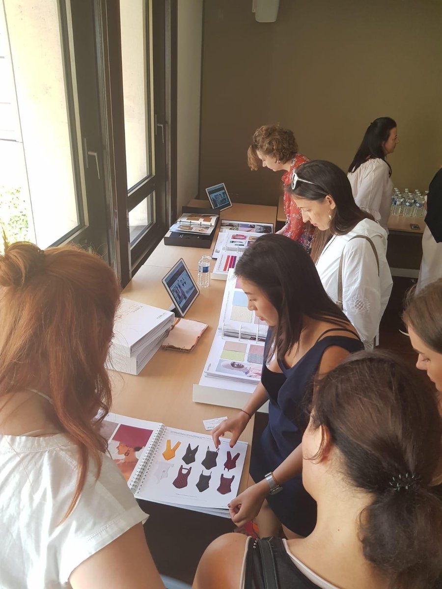 Carlin Creative Trend Bureau tweet media