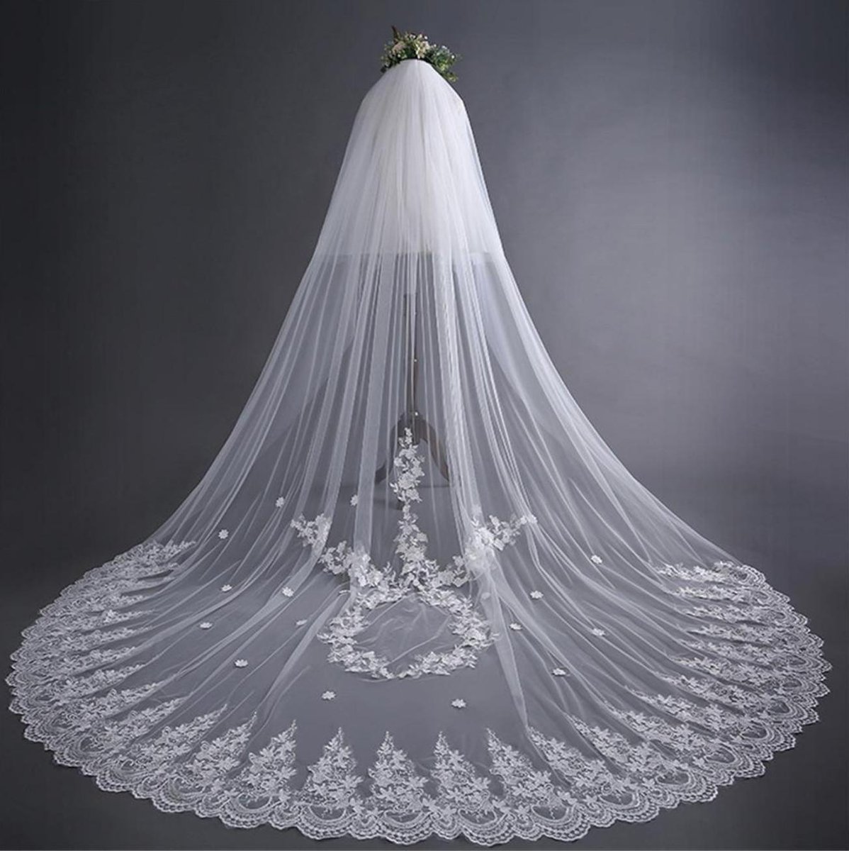 FAB_BridalEvent's tweet photo. Shop AT HOME Bride
Wedding Veils Tiaras Crowns
FREE SHIPPING WORLDWIDE
https://t.co/FDtoKzc5Fc
2019 One-Layer Tulle Lace Edge Long Beautiful Bridal Veil with Comb. This long veil is a favorite among brides everywhere. Exquisite and elegant - A keepsake for generations to come! https://t.co/WfWtvL8gdO