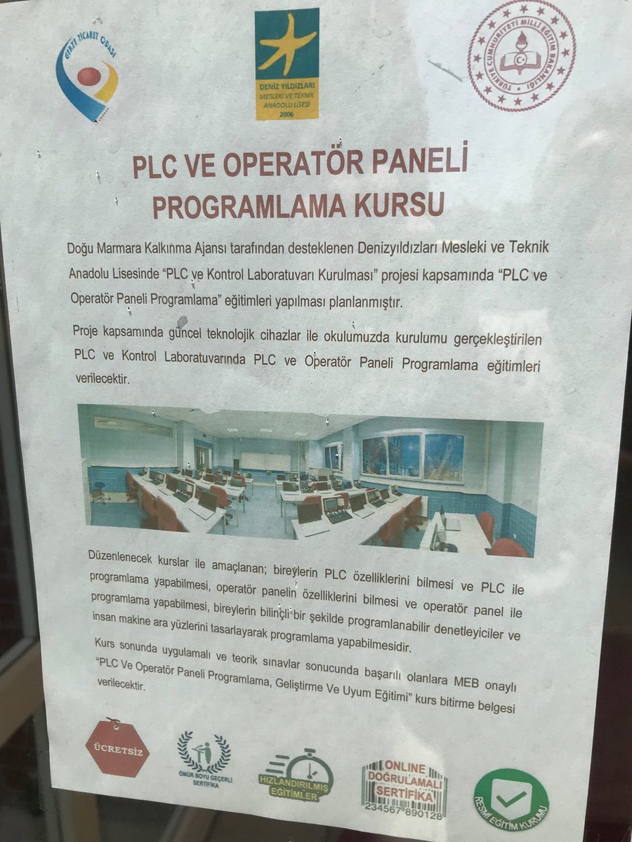 muratakkaya2825's tweet photo. ETİK Akıllı Eğitim Robotlarımız iş başında,
Denizyıldızları MTAL de kurduğumuz Dijital Dönüşüm Labaratuvarında ilk eğitimler bu hafta başladı
#dijitaldönüşüm #eğitim #Dijitaldönüşümeğitimi #PLCeğitimi #Endistri40 #Sanayi40 #OtomasyonEğitimi #FultecPLC #MekatronikEğitimi https://t.co/GKDW6tPY7V