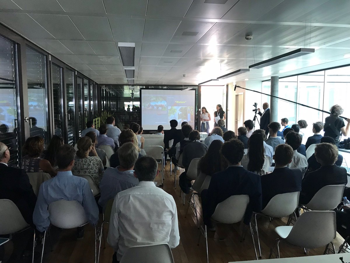 ims_smith's tweet photo. Very proud to have worked with Derek to promote enterprise through #Classroom2Boardroom for 10 years @SurbitonHigh @HamptonSchool @EcolintGeneva International School Geneva - inspired by students @SevenoaksSchool https://t.co/7cmfKa5EgN… https://t.co/SJ12DMCXOA